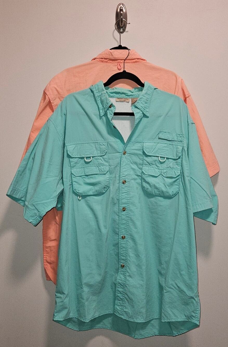 Lot of 2 Men's Rugged Earth Fishing Shirts Size XL 1 Green 1 Orange Short Sleeve